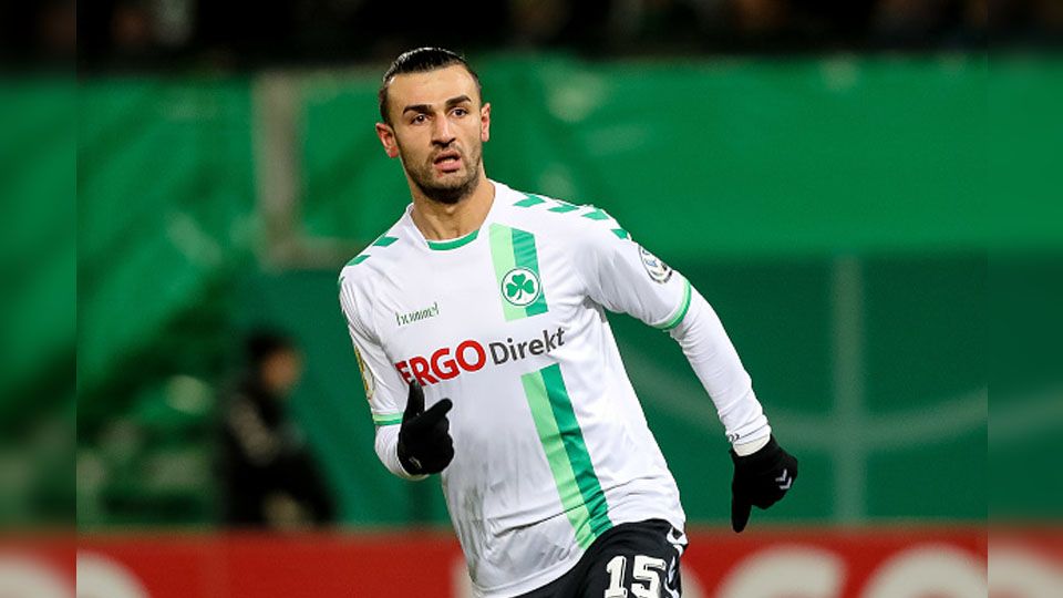 Penyerang Greuther Furth, Serdar Dursun. Copyright: © TF-Images/Getty Images